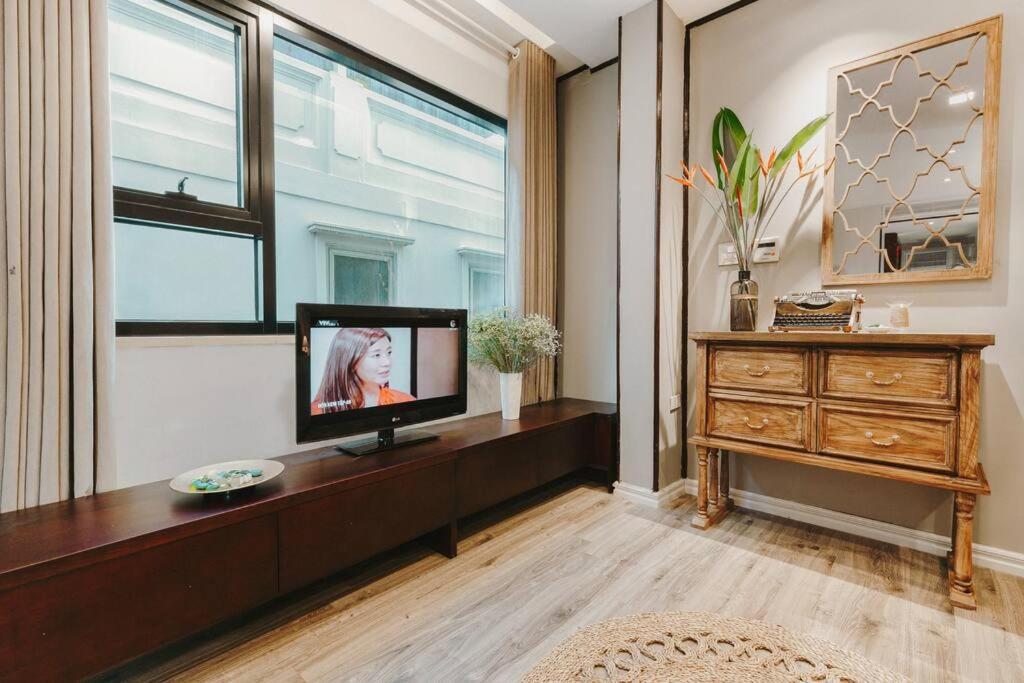 Guest house Giua Long Ha Noi - 10 Phut Den Pho Co